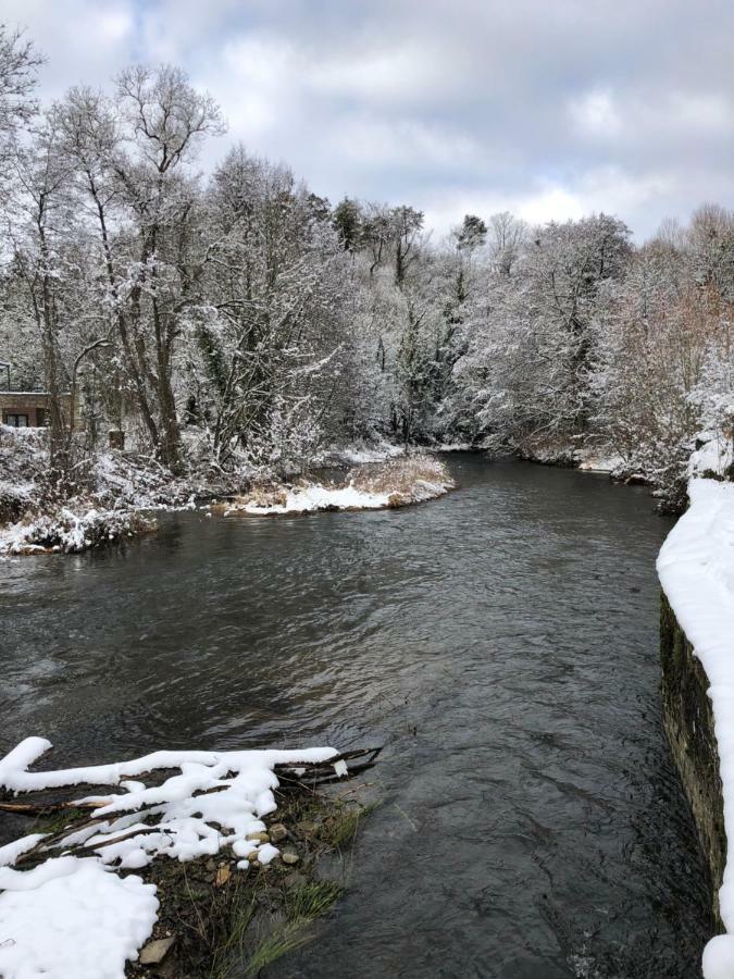 Au Fil De L'eau Grupont